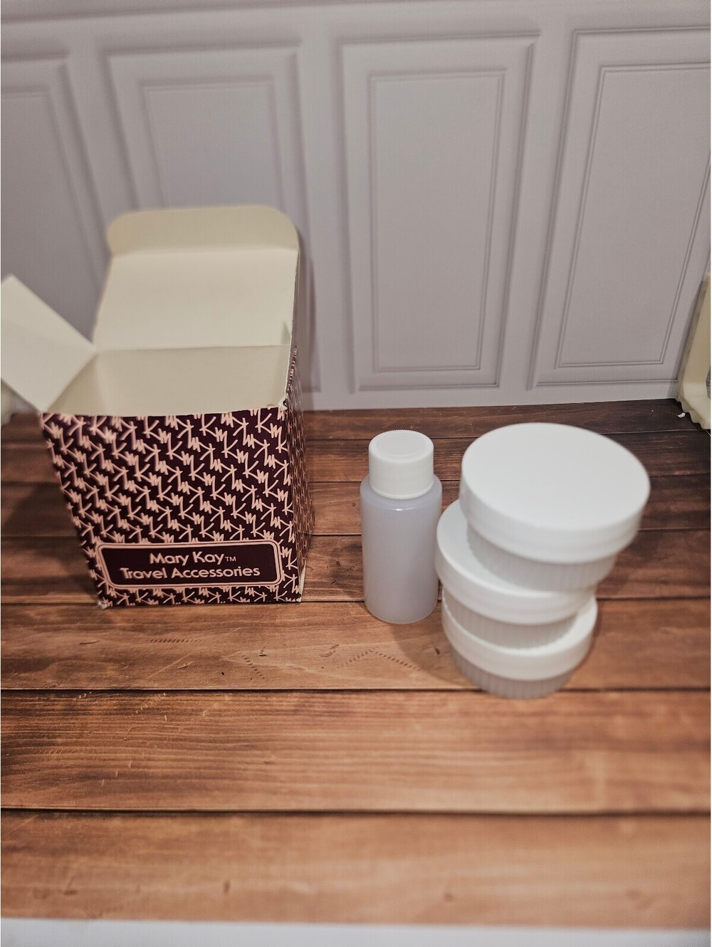 Vintage mary Kay travel set